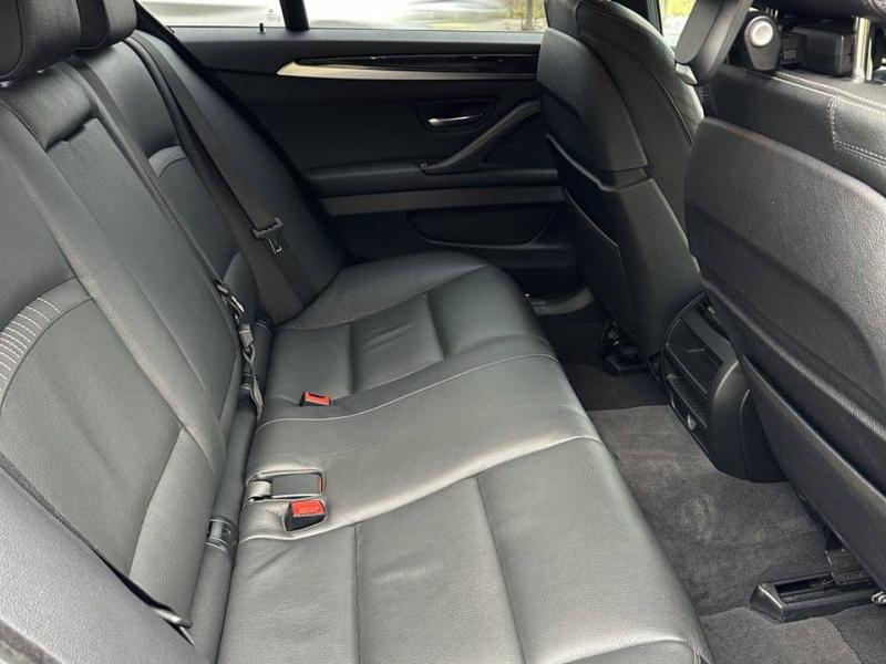 BMW 528i