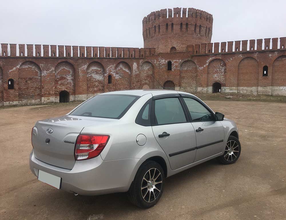 Аренда авто в Смоленске без водителя цены на Лада Гранта